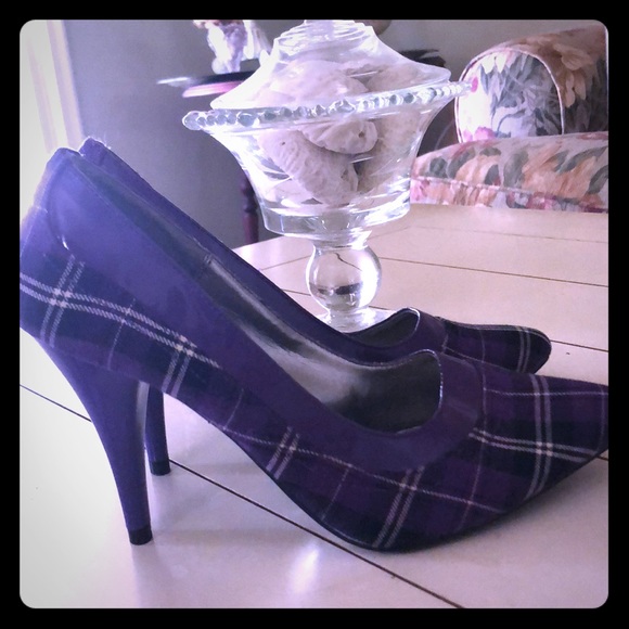 Charlotte Russe Shoes - Purple Plaid closed toe low kitten heels New